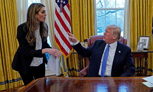 Dimite la directora de Comunicaciones de Trump